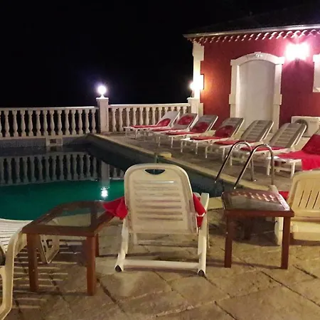 Vacances En Ardeche Saint-Jean-le-Centenier