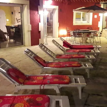 Vacances En Ardeche Saint-Jean-le-Centenier
