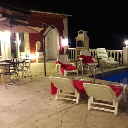 Vacances En Ardeche * Saint-Jean-le-Centenier
